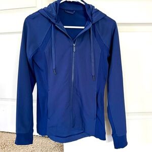 Lululemon blue jacket